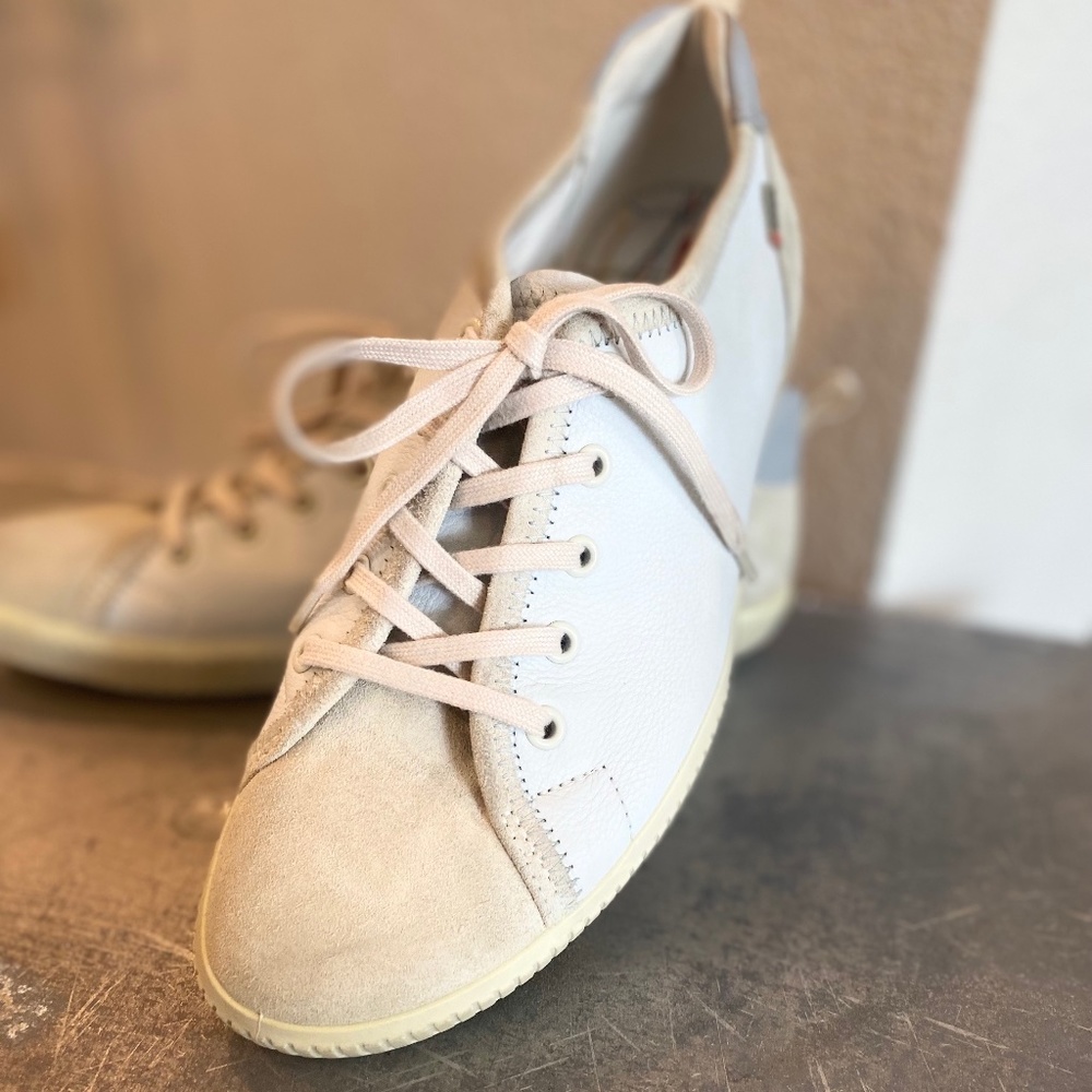 Women's Ecco Lace Up Suede Tip Sneakers
